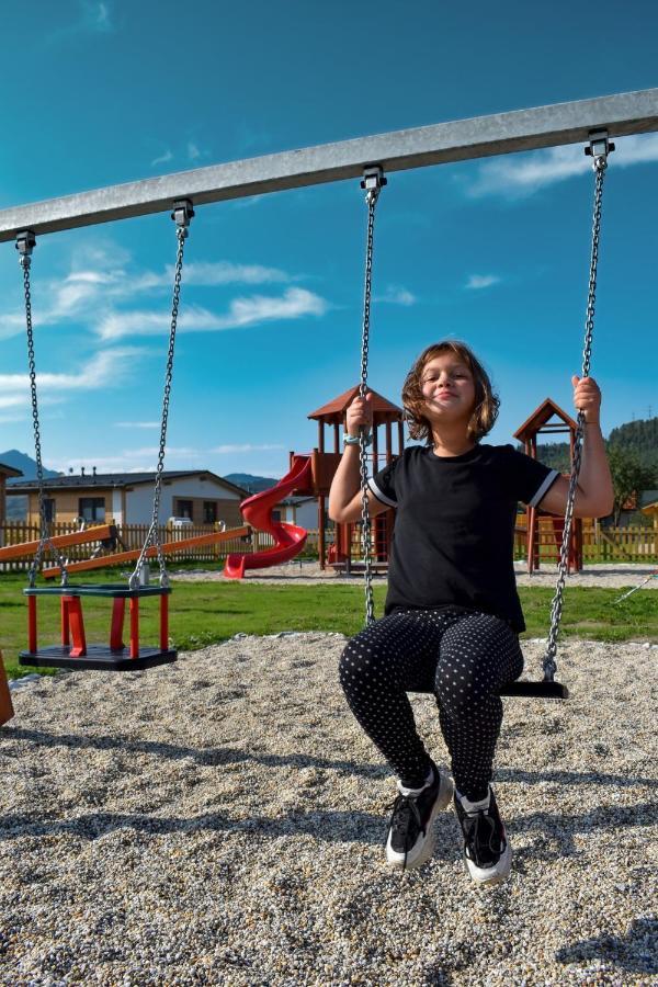 Rezort Zvernica Vlachy - Family & Fun Exteriör bild