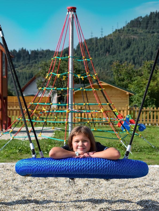 Rezort Zvernica Vlachy - Family & Fun Exteriör bild