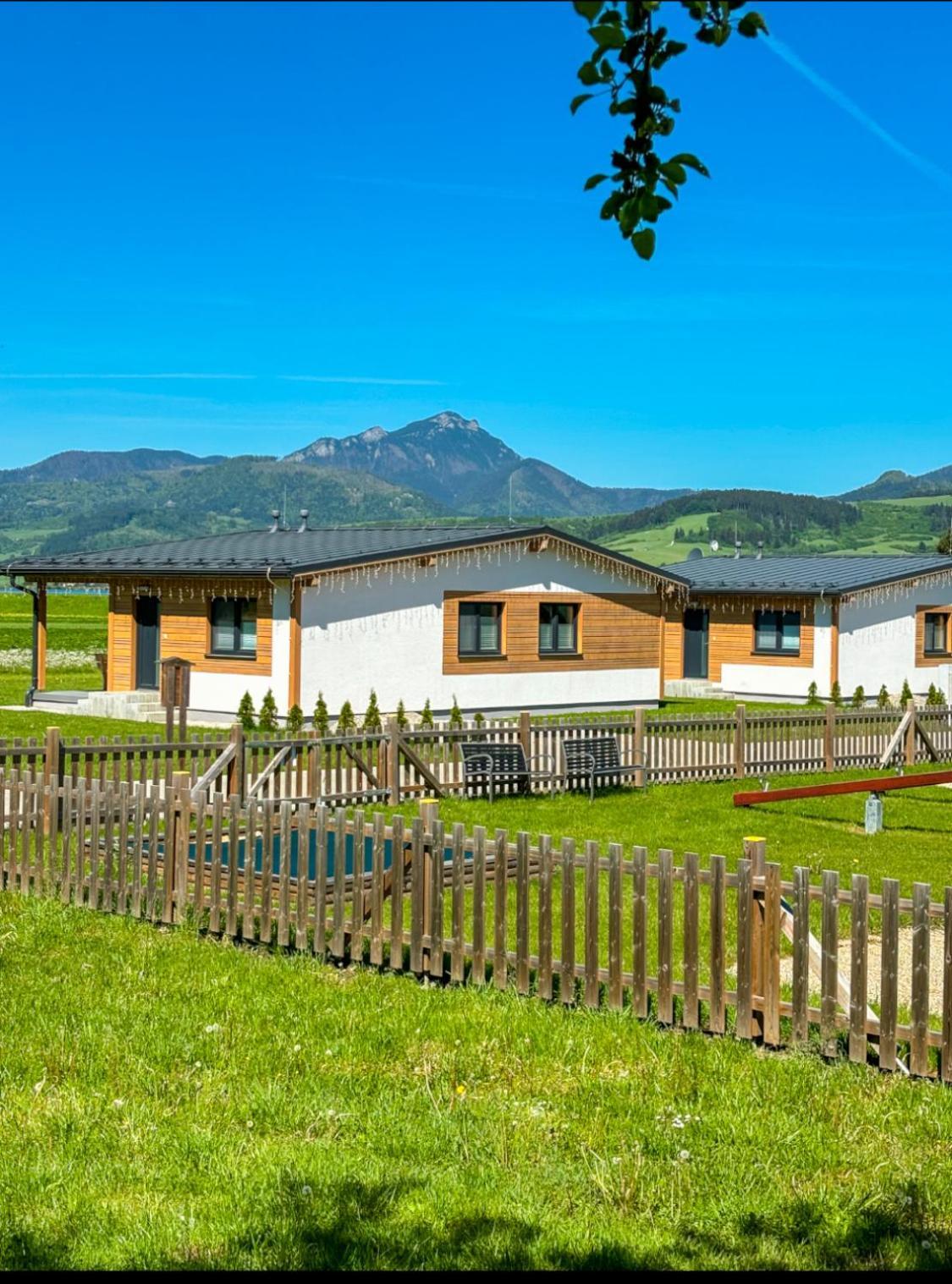 Rezort Zvernica Vlachy - Family & Fun Exteriör bild