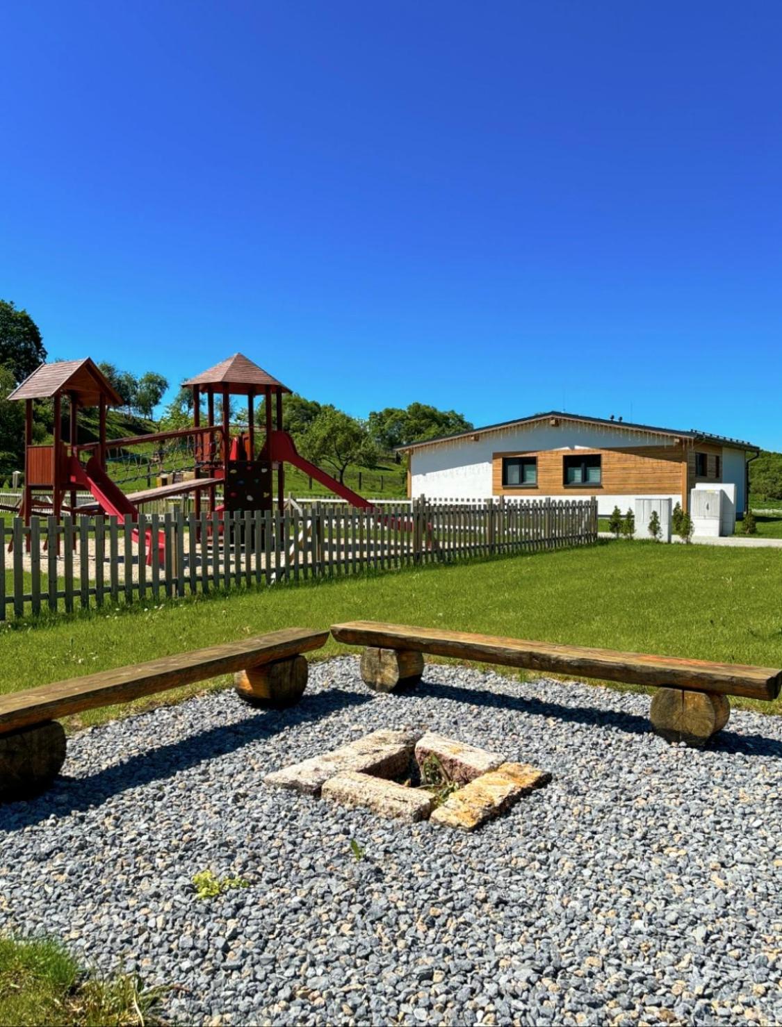 Rezort Zvernica Vlachy - Family & Fun Exteriör bild